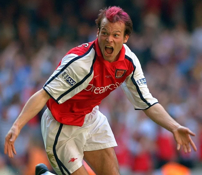 Freddie Ljungberg: cầu thủ Arsenal nổi tiếng, vợ là fan Tottenham